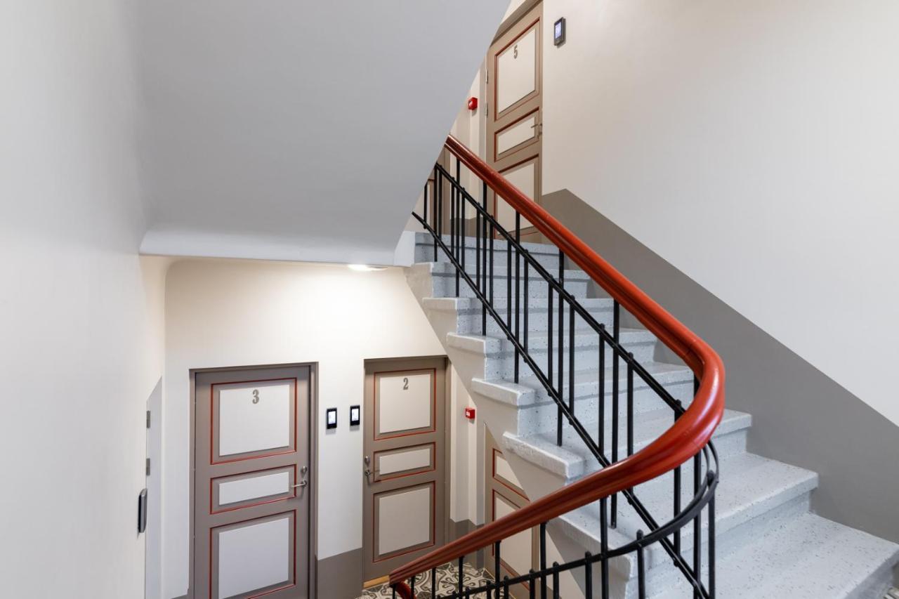 Апартаменты Charming 1Br In Superb Location, Free Parking & Wi-Fi Таллин Экстерьер фото